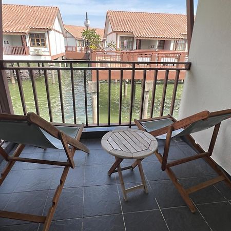 Water Chalet Pd Private Unit Port Dickson Ngoại thất bức ảnh