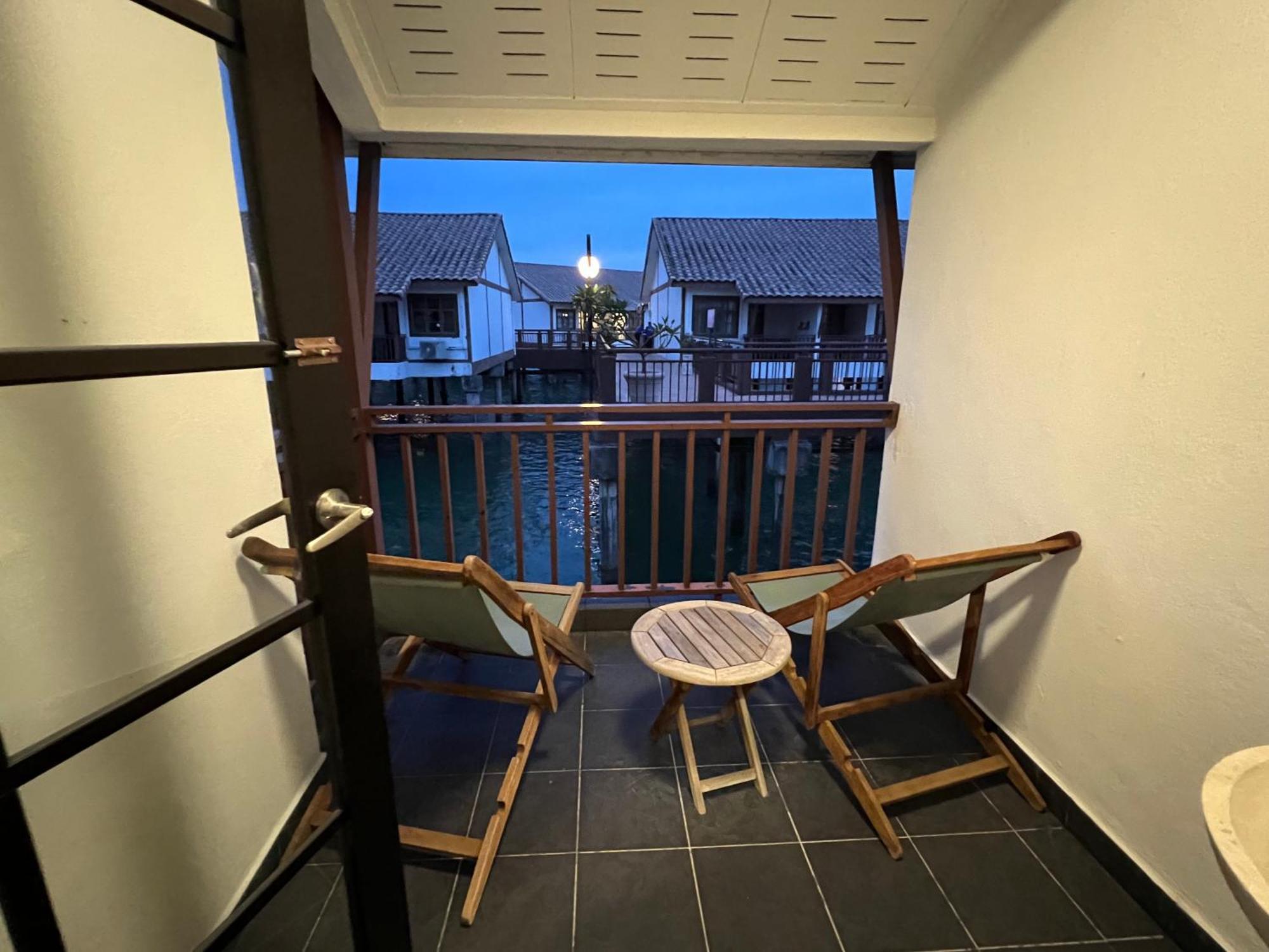 Water Chalet Pd Private Unit Port Dickson Ngoại thất bức ảnh